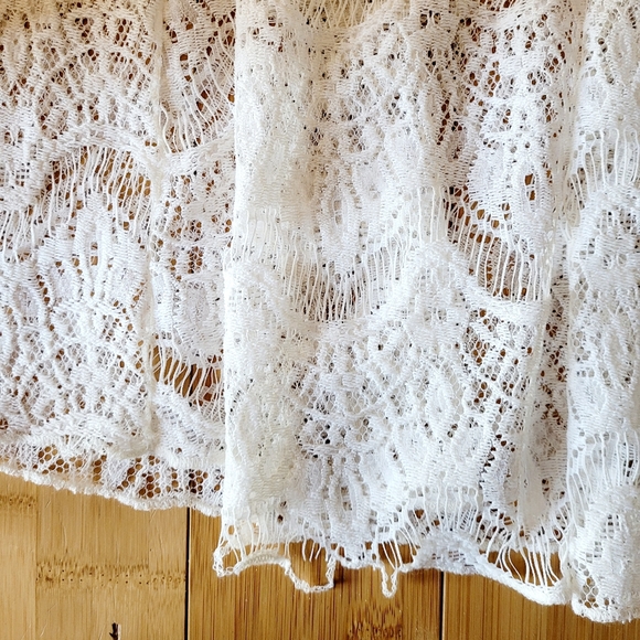 Long Lace Maxi Skirt - Picture 12 of 15